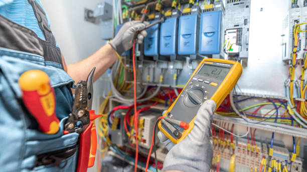 Best Electrical Contractors for Businesses  in Houston, MO